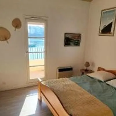 Maison Unique Au Bord De L'eau Sur L'ile De La Marina Saint-Cyprien (Pyrenees-Orientales)