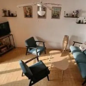 Maison Unique Au Bord De L'eau Sur L'ile De La Marina